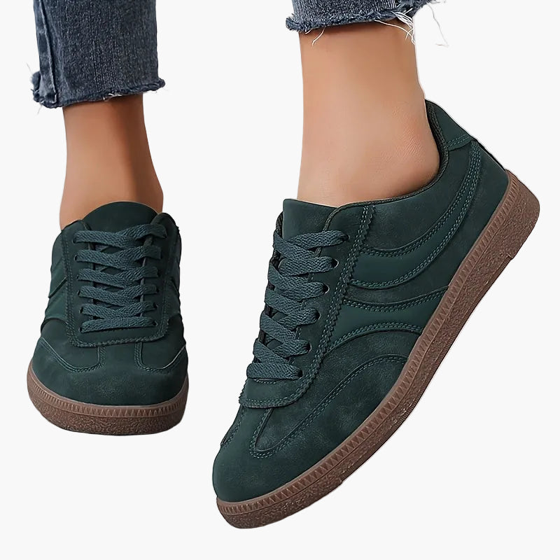Reeve | Retro Lace-Up Flatform Trainers