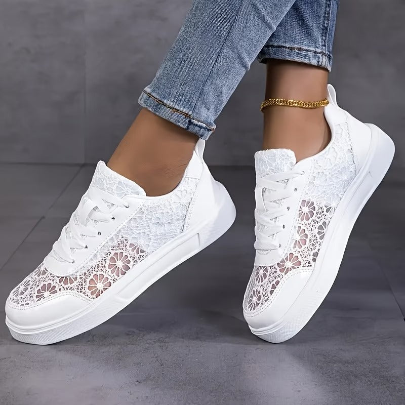 Dentelle | Floral Lace Trainers