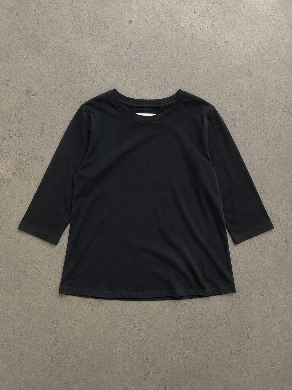 Calvera | Essential Comfort Tee