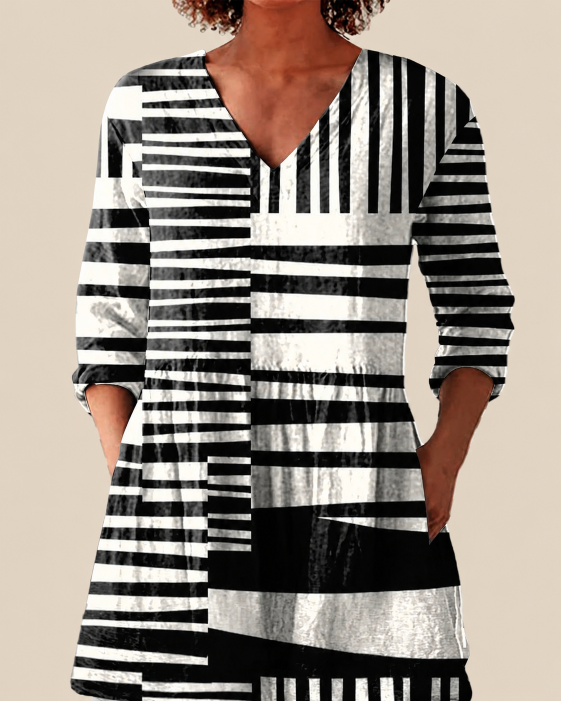 Quinn | Long Blouse with Striking Pattern