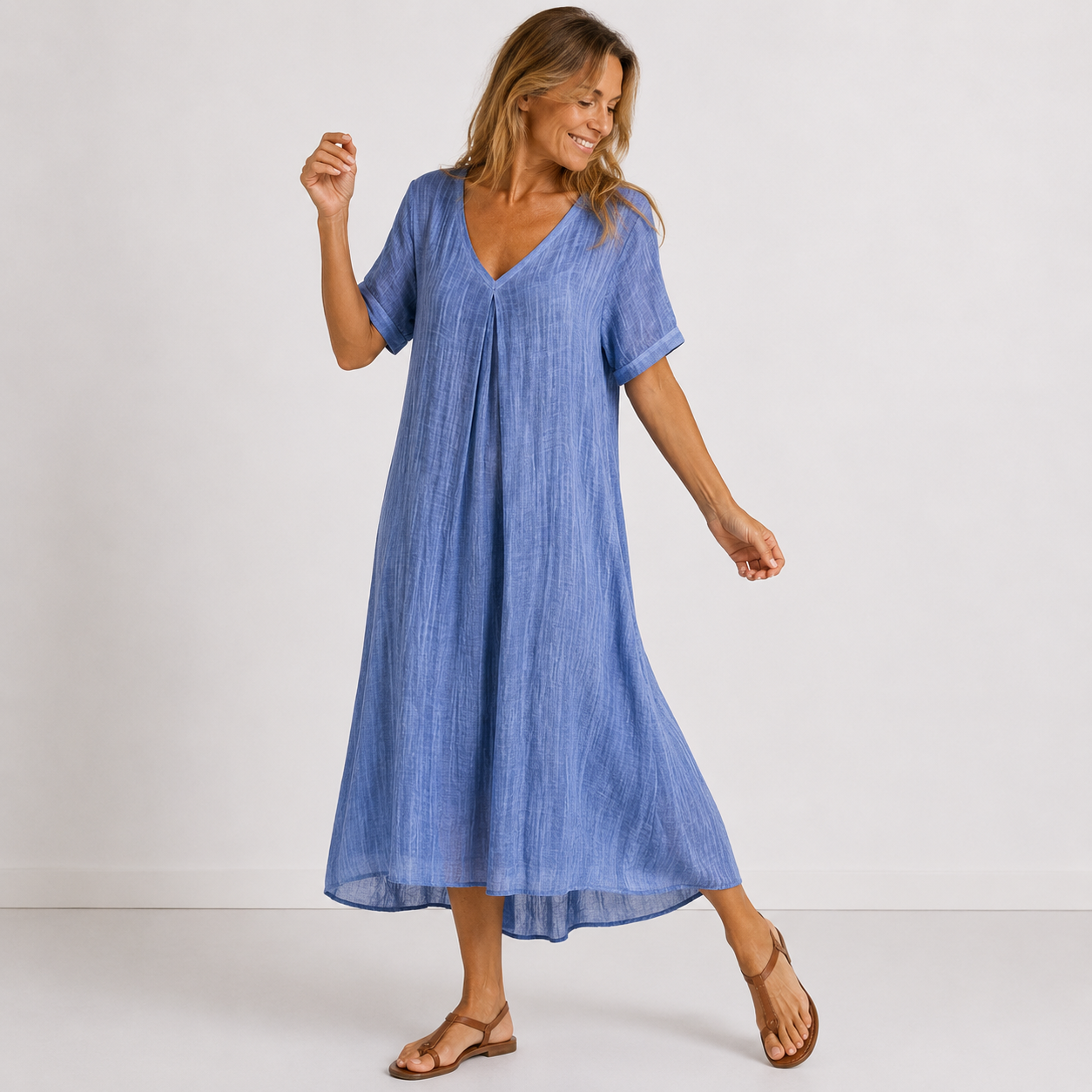 Violette | Flowing V-Neck Maxi Dress