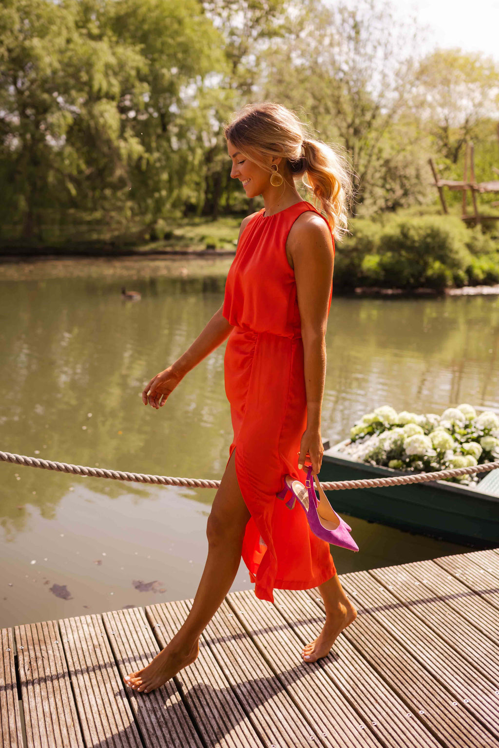 Scarlett | Sleeveless High-Neck Midi Dress with Leg Split