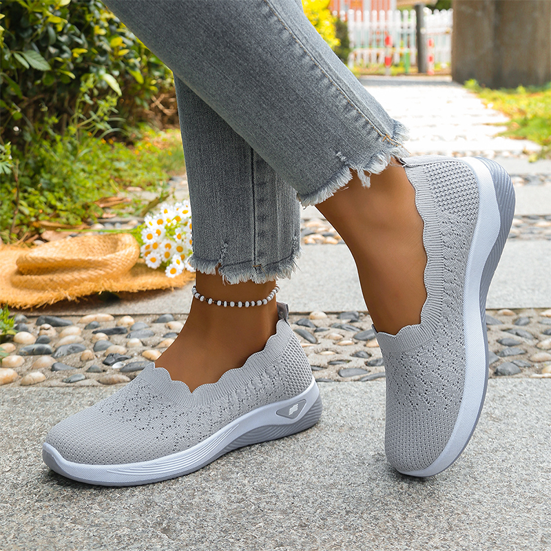 MUIREANN | LIGHTWEIGHT WALKING SHOES